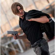 Resident Evil Leon Kennedy Wig - Short Brown Curtained Wig Resident Evil Degeneration Leon Kennedy Cosplay Costume